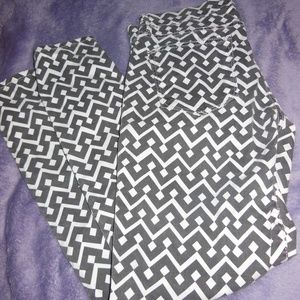 Gap Mid-Rise Printed Denim